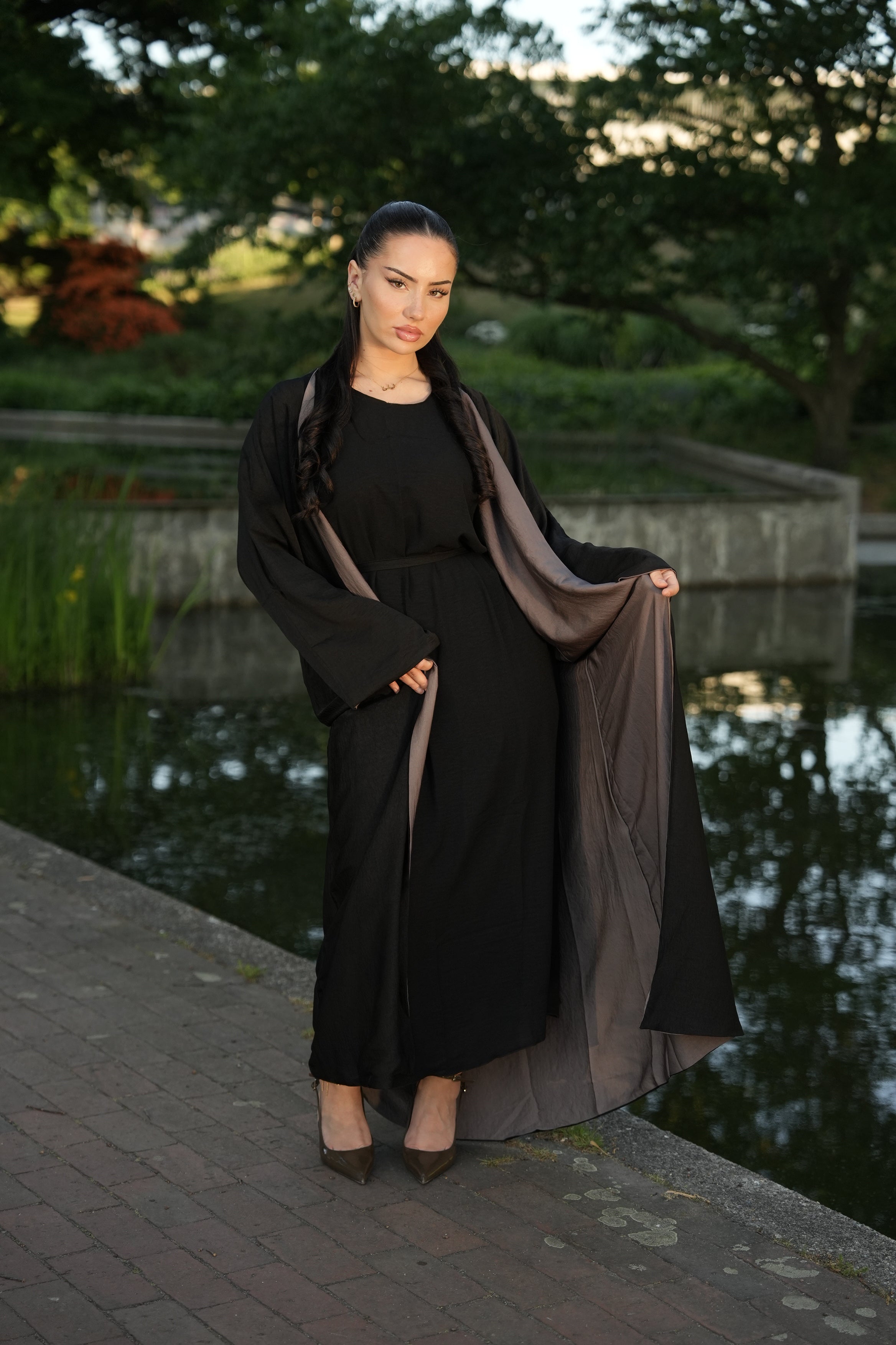Reversible Abaya